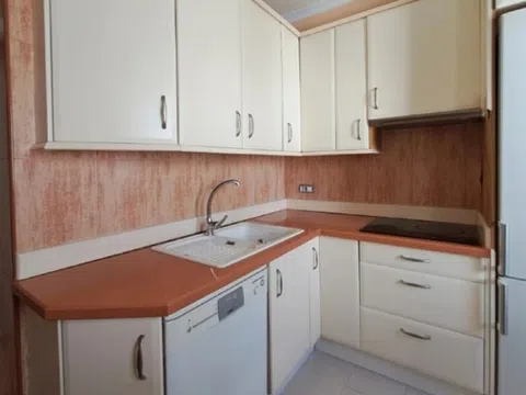 Piso en calle Ulía, 6