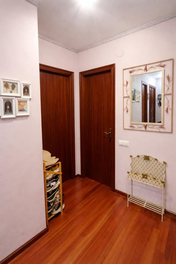 Piso en  Calle Manuel Pombo Angulo 12 - Foto 9