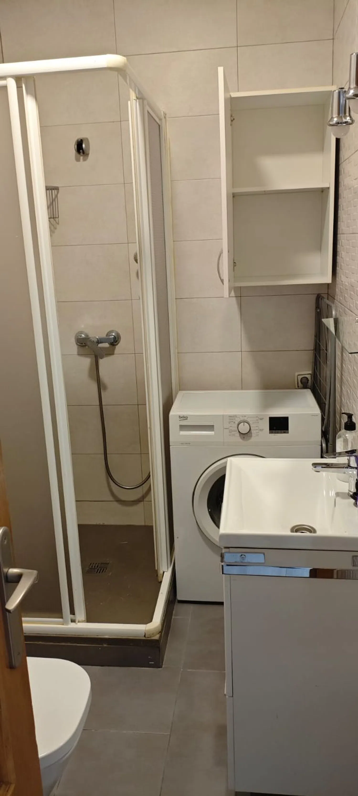 Estudio en calle del Doctor Esquerdo, 160 - Foto 5