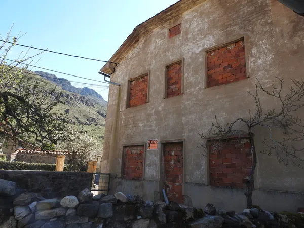 Casa de pueblo en Calle el Bayo s/n - Foto 1