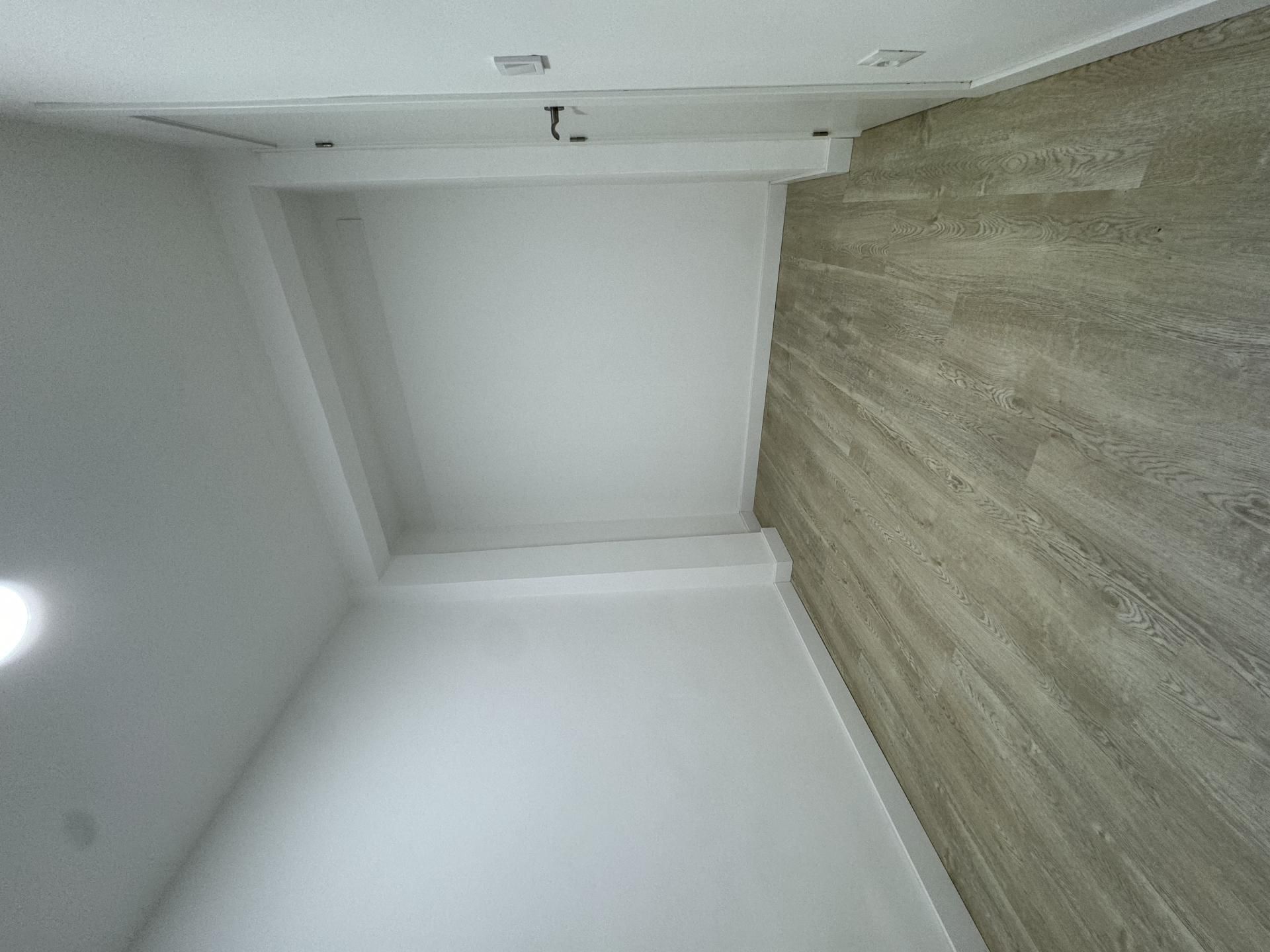 Piso en  Calle Jean León 9 - Foto 8