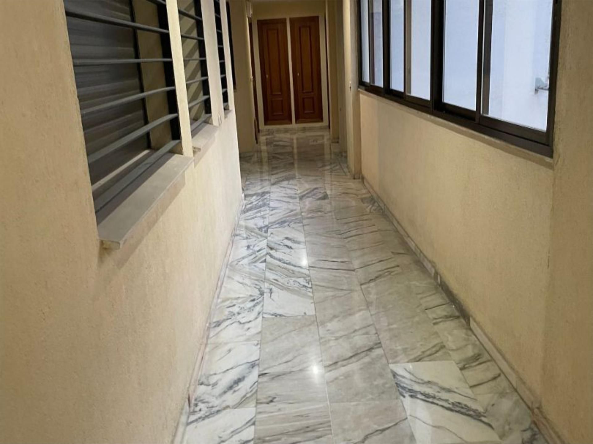 Piso en  Calle Gil Cordero 19 - Foto 17