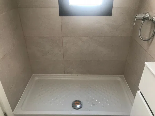 Piso en calle de Tomás Bretón, 32