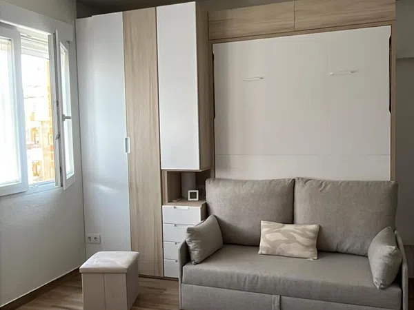 Estudio en calle de Clara del Rey, 20