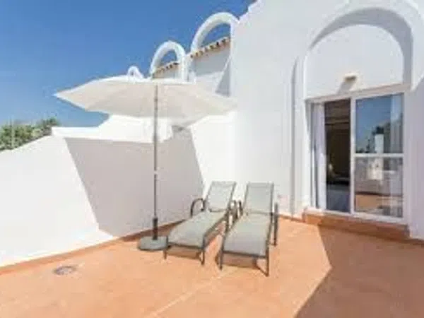 Chalet adosado en avenida Alpandeire, 1 - Foto 10