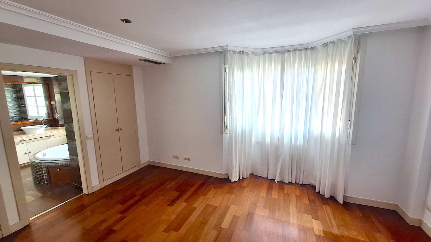 Chalet pareado en Avenida Bellas Artes, Zona norte - Foto 12