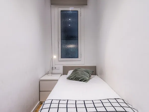 Piso en Calle de la Independència, El Camp de l'Arpa del Clot - Foto 25