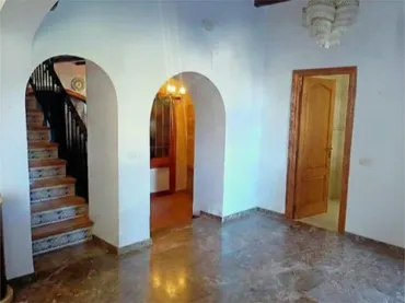 Casa adosada en  Carrer Llorenç Riber 21 - Foto 6