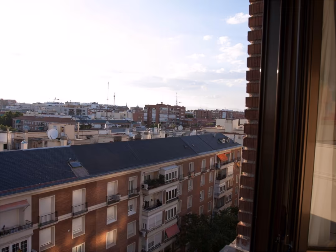 Piso en  Avenida del General Perón 25 - Foto 14