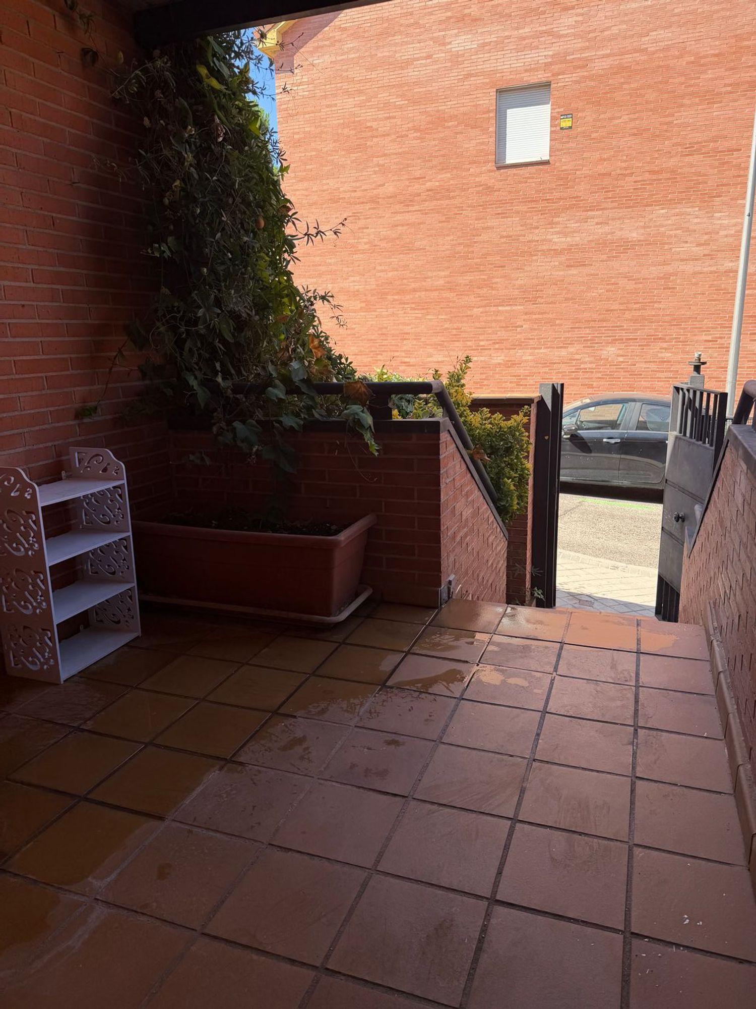Chalet adosado en Calle Valle de Cardos, Valdezarza - Foto 2