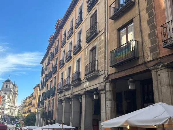 Piso en calle de Toledo, 10