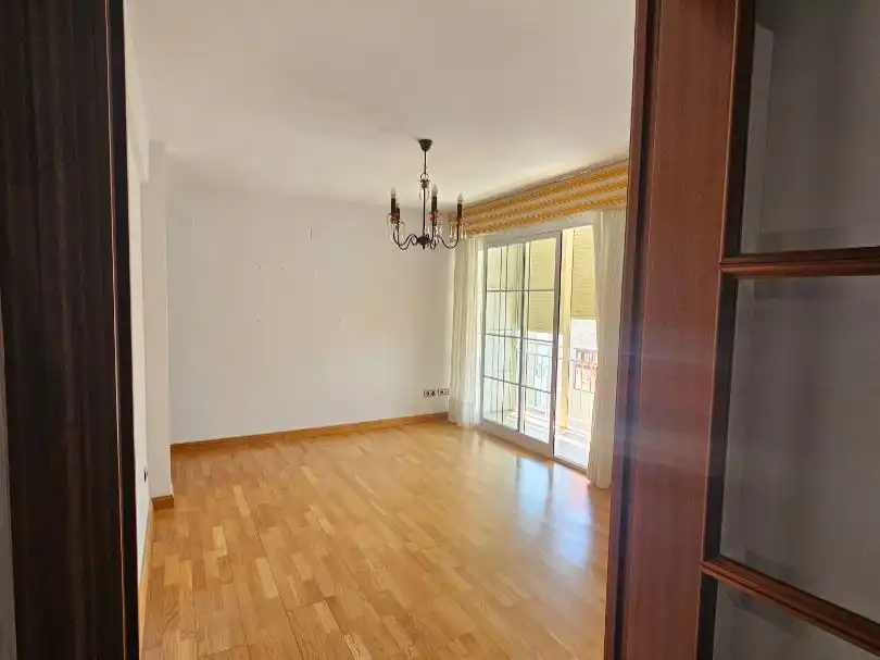 Piso en  Calle Leiria 21 - Foto 3