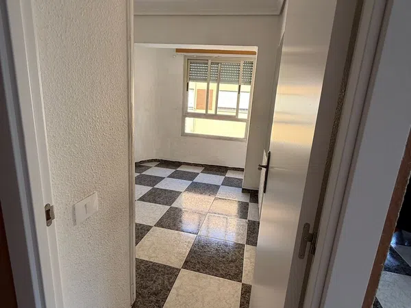Piso en Calle dels Germans Vilafañe, 8, Zona Plaza Donoso Cortés - Avda Magdalena - Foto 18