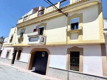 Casa adosada en  Calle Teruel 10 - Foto 4