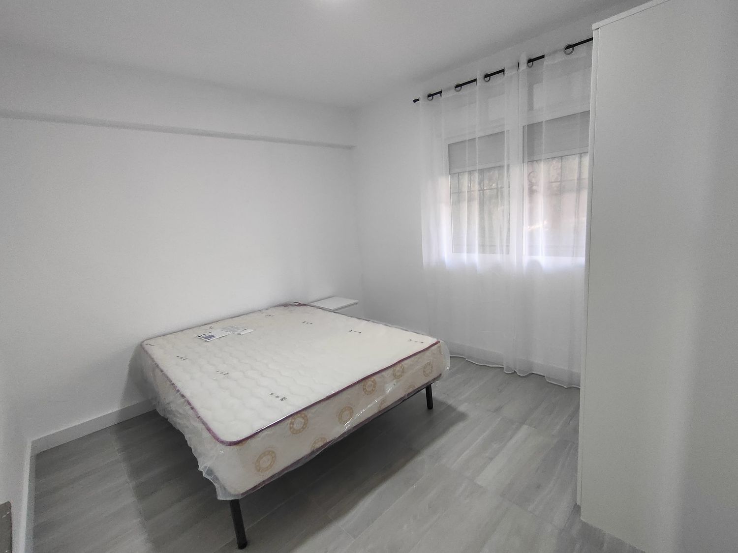 Piso en calle Villajoyosa, 99 - Foto 8