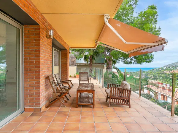 Casa independiente en calle Eramprunyà, 35 - Foto 4