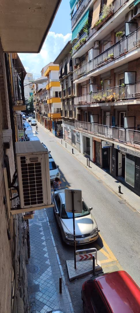 Estudio en  Calle Almona de San Juan de Dios 20