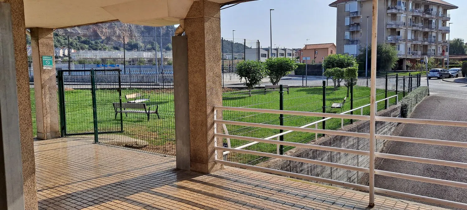Piso en calle Ricardo López Aranda, 20 - Foto 2