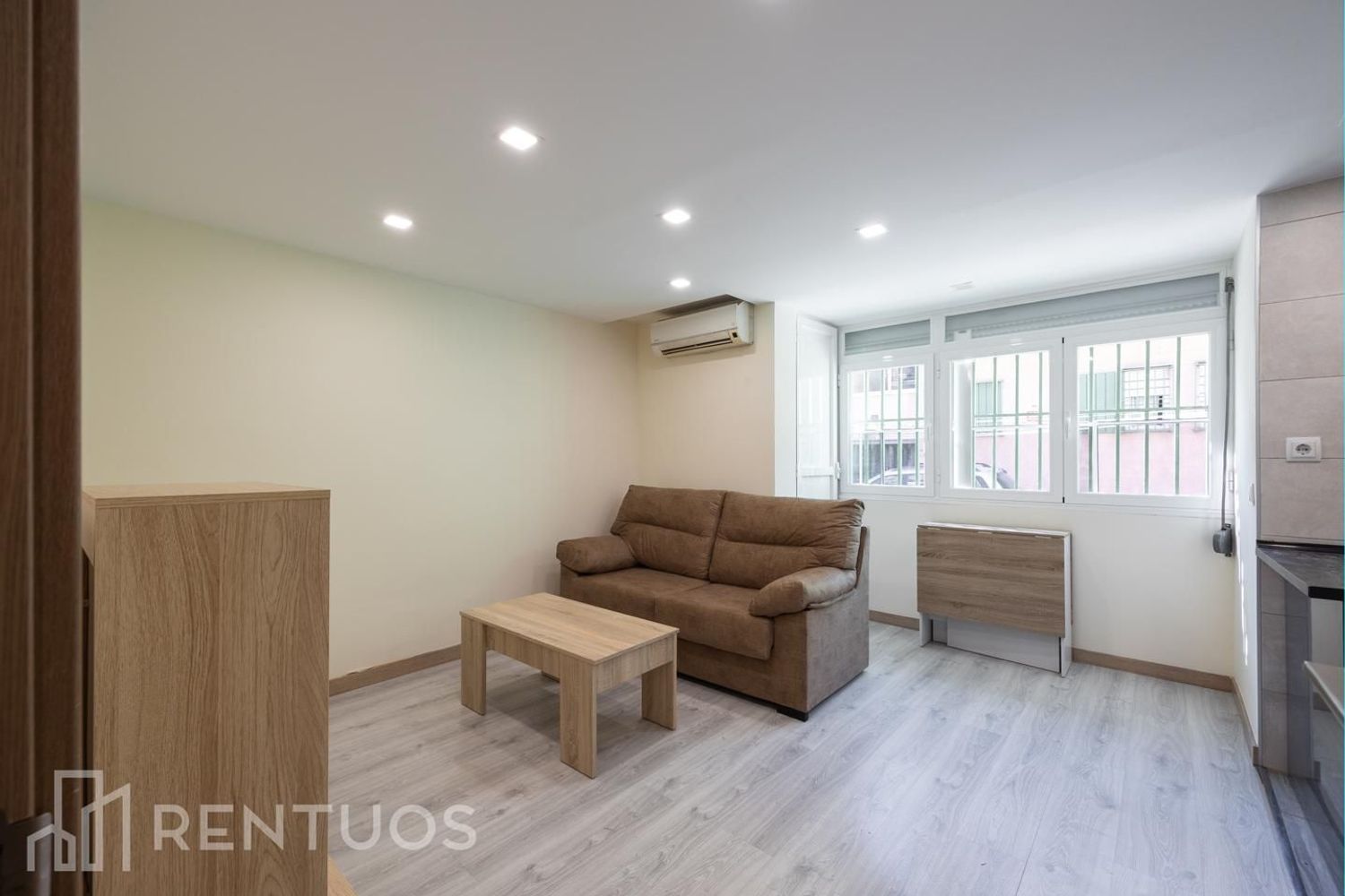 Piso en calle Caucho - Foto 1