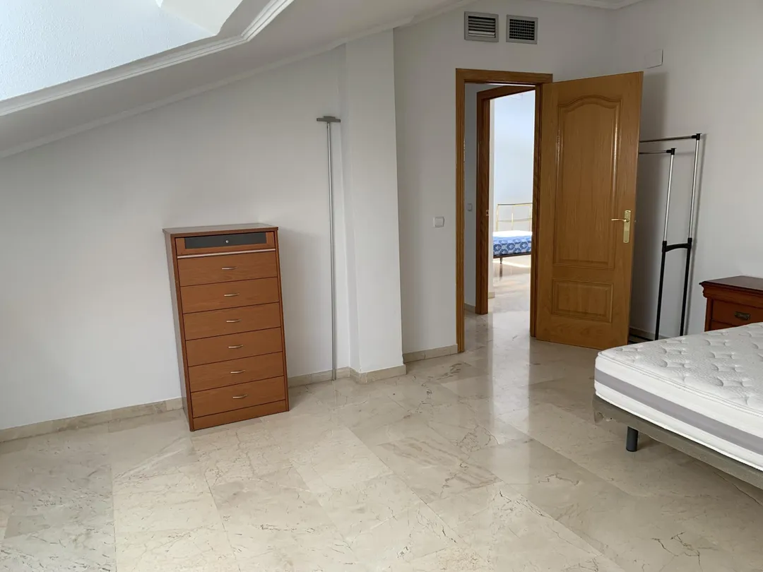 Dúplex en  Calle Islas Azores 19 - Foto 15