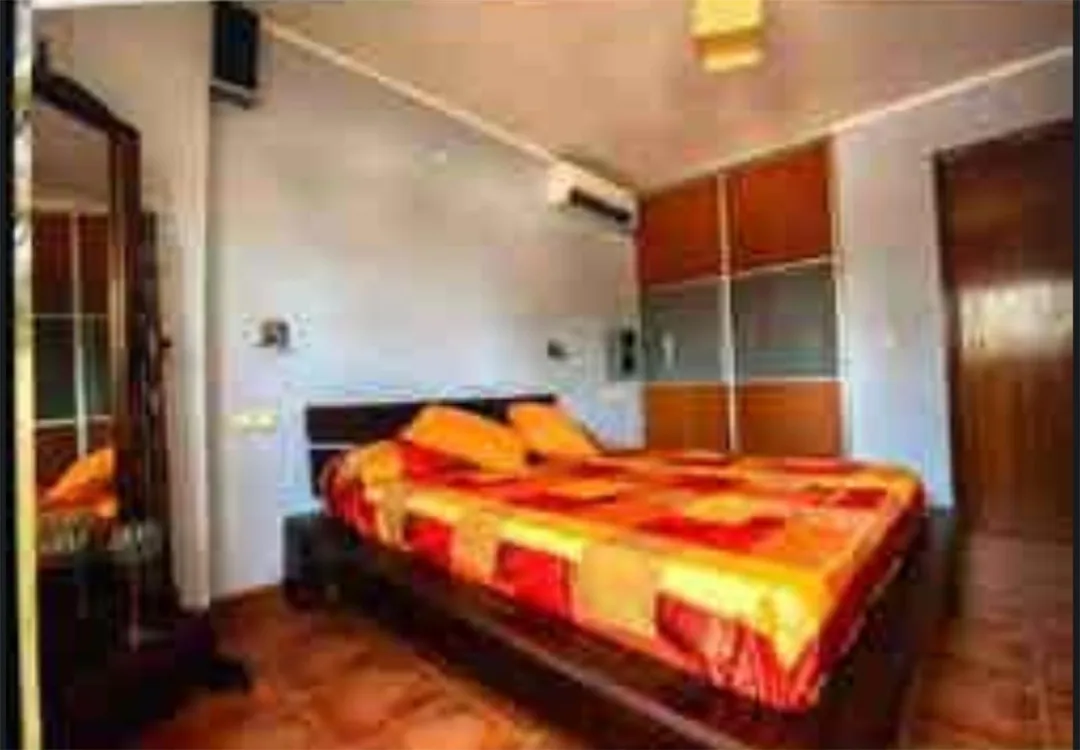 Piso en  Calle la Colina 10 - Foto 3