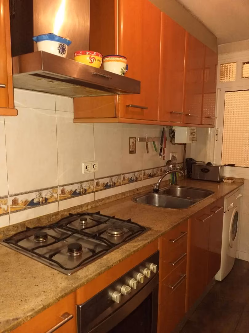 Piso en  Carrer de Juan Valera 78 - Foto 4
