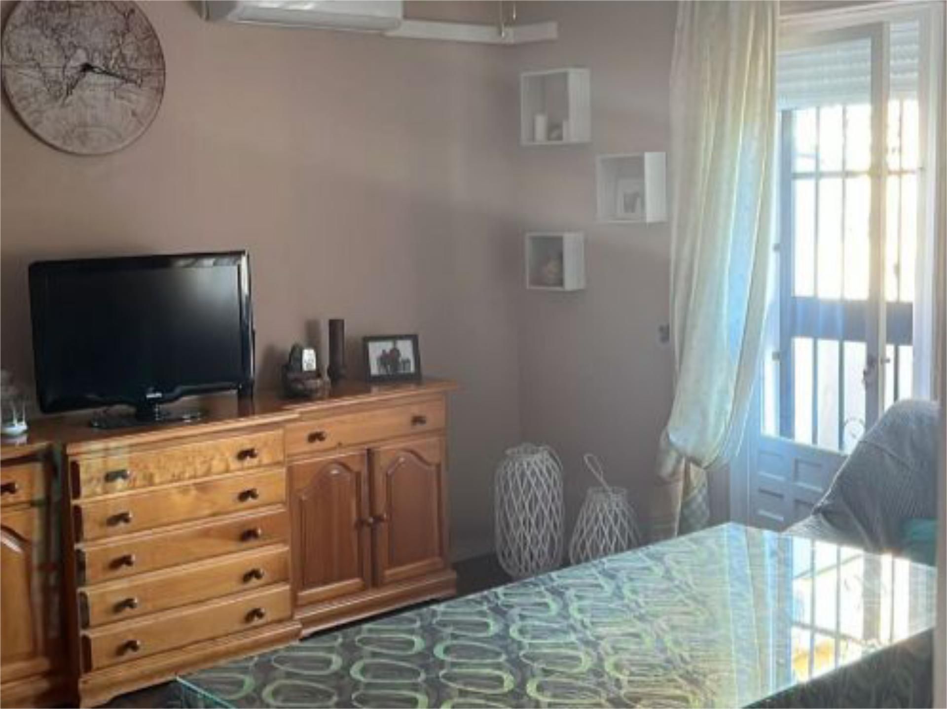 Piso en  Calle Periodista Luis de Vicente 4 - Foto 2