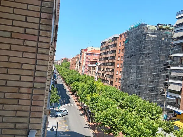 Piso en Avenida de la Paz, 64, Residencia, Residencia - Foto 4