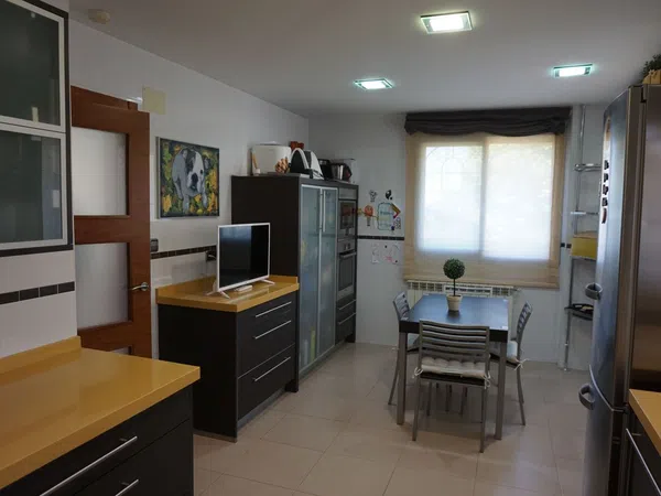 Chalet pareado en Villalbilla - Foto 8