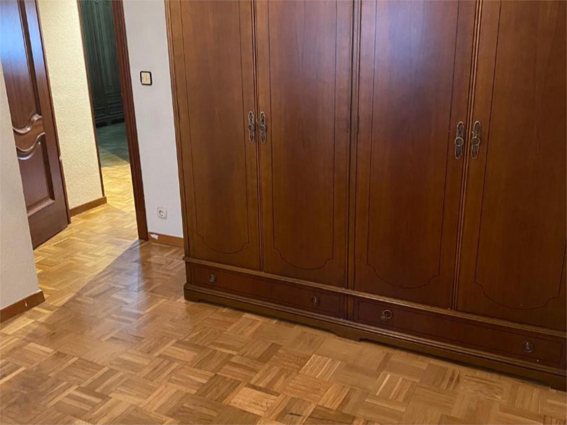 Piso en  Calle Elcano 8 - Foto 7