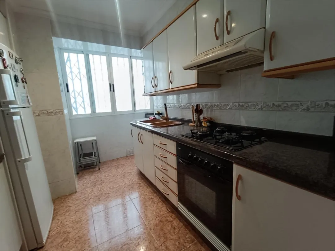 Piso en  Carrer de la Mediterrània 2 - Foto 9