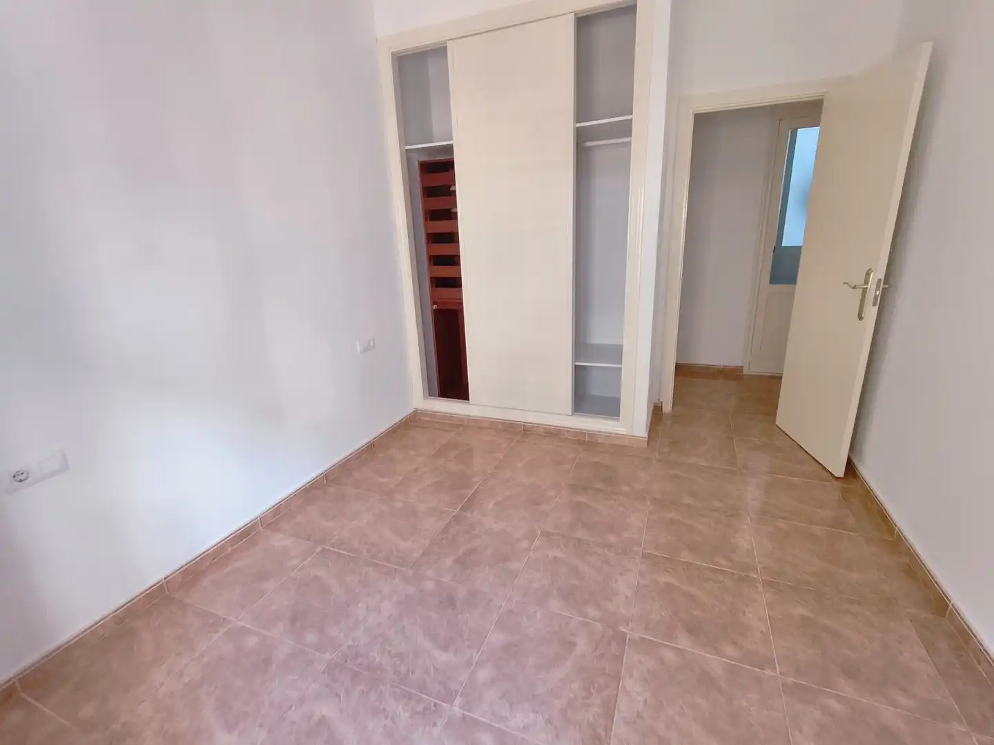 Piso en  Carrer Pintor Agrasot - Foto 9