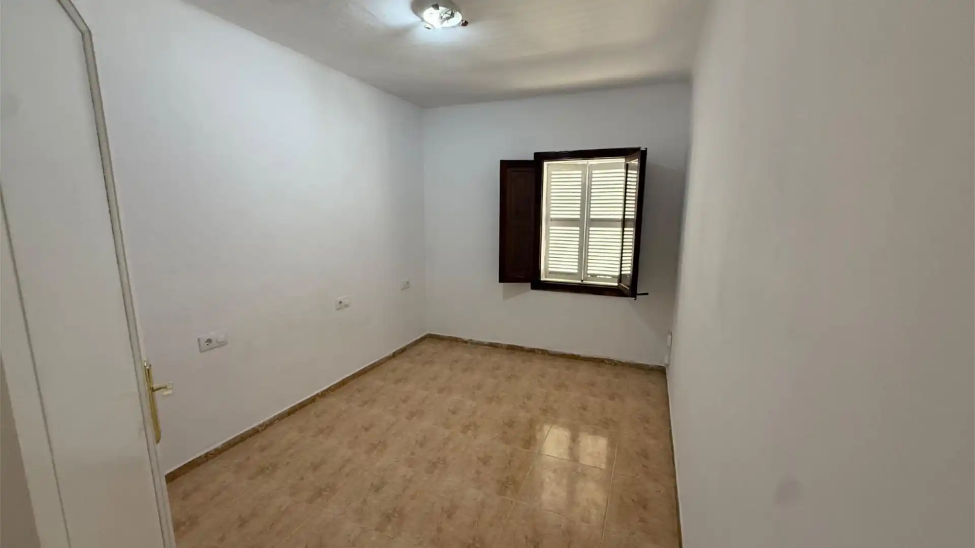 Piso en  Carrer Sant Isidor 13 - Foto 5