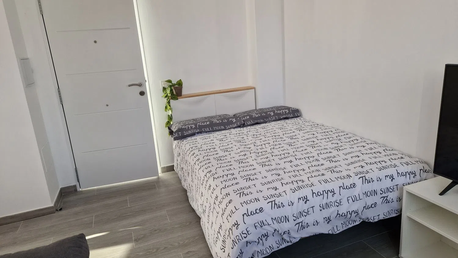 Estudio en calle José Hernández, 63 - Foto 2