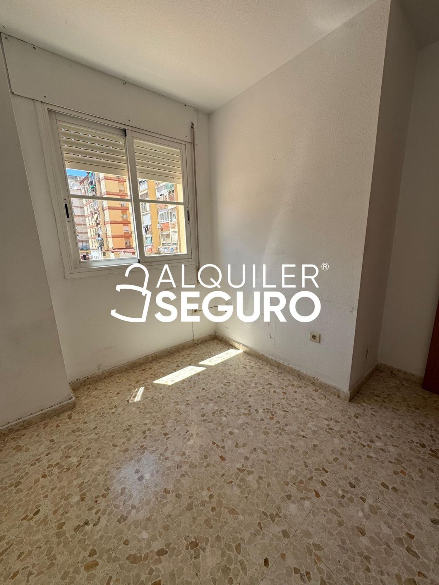 Piso en Calle Río Guareña - Foto 6