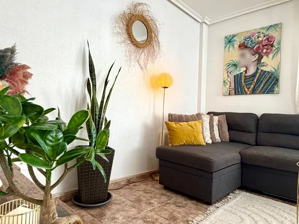 Chalet pareado en Calle Leman, 5, Zona Lago - Los Almendros - Foto 1