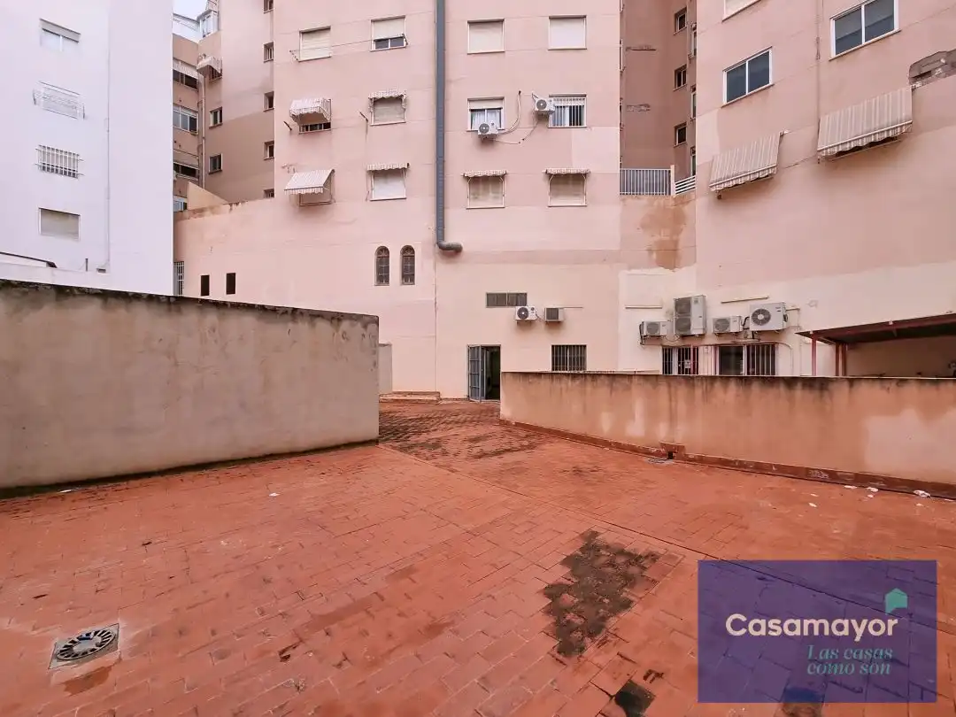 Local comercial en  Glorieta Rodolfo LLopis - Foto 16