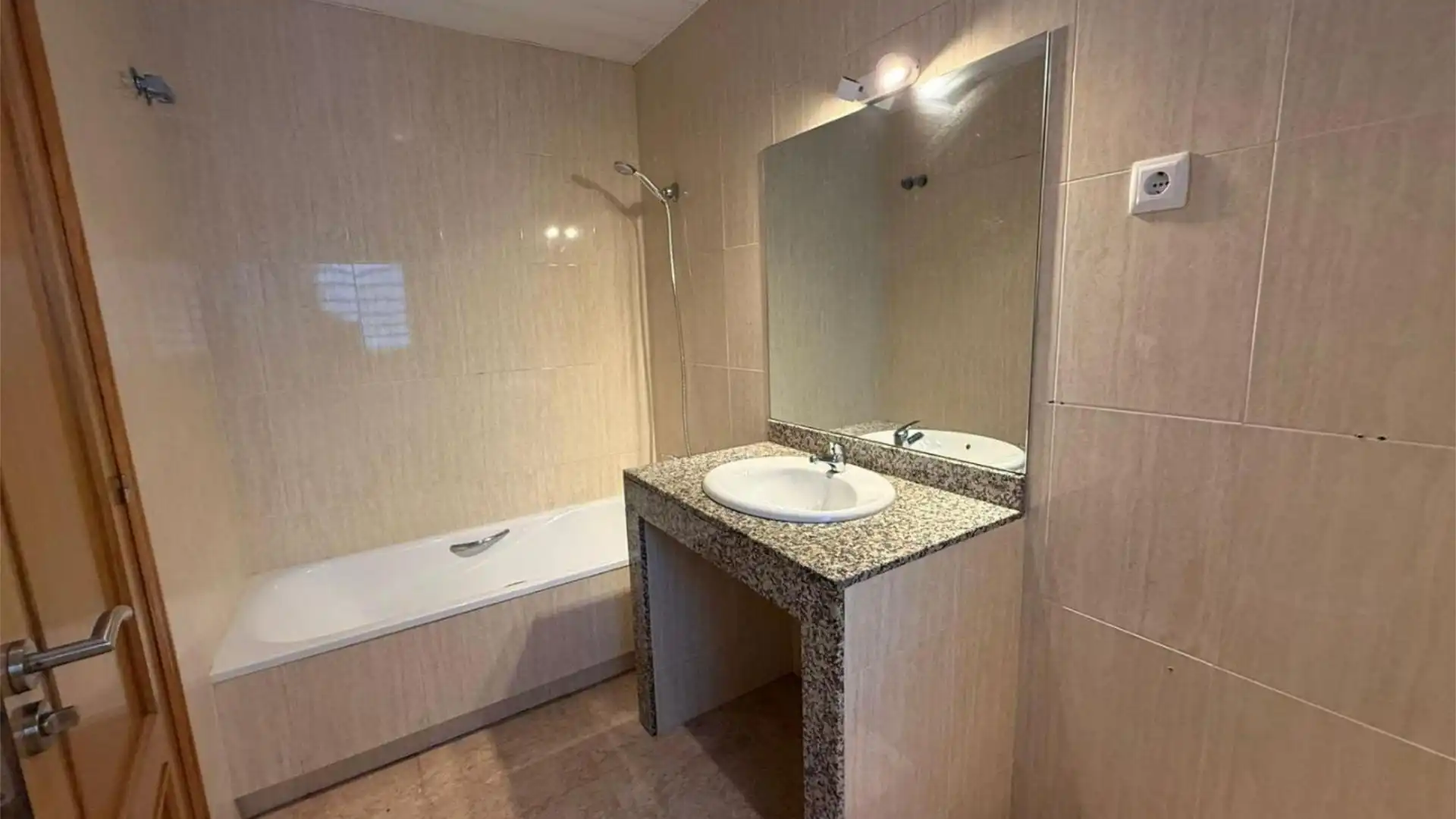 Piso en  Carrer de Rafael Casanova 24 - Foto 6