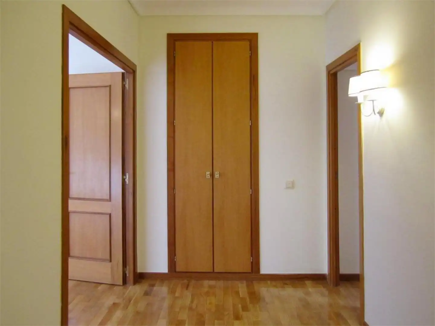 Piso en  Avenida de los Madroños 15 - Foto 6