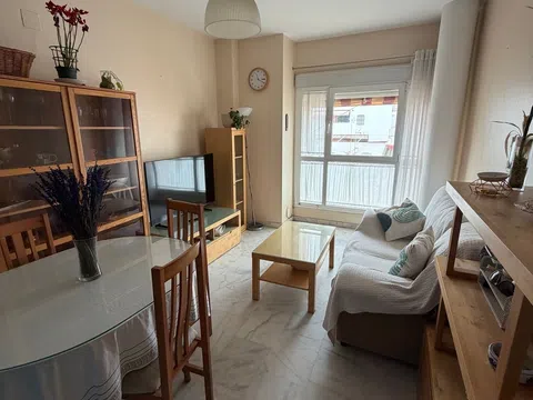 Piso en calle Juan de Pineda, 33