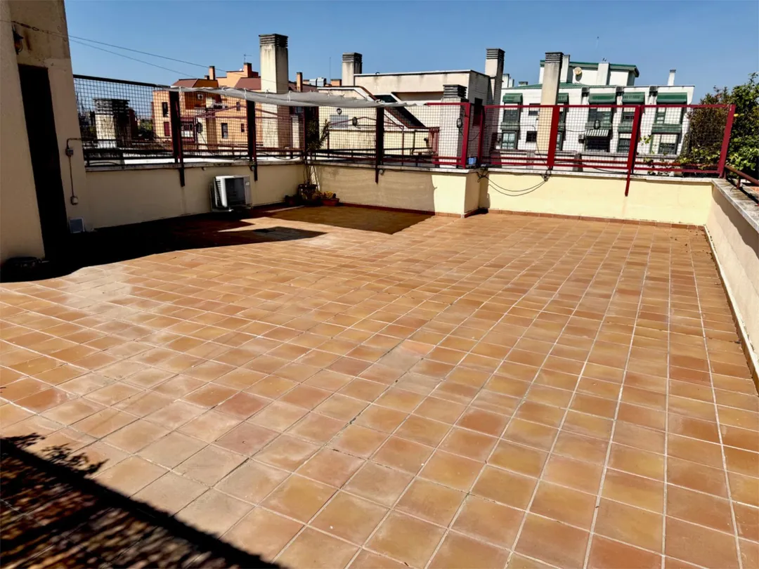 Ático en  Calle Rutilo 9