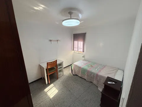 Piso en avenida de la Paz, 42