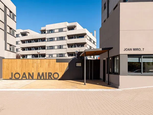 Piso en avenida Joan Miró - Foto 18