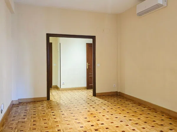 Piso en Calle del Doctor Esquerdo, 165, Estrella - Foto 2