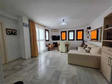Apartamento en Avda de Las Palmeras - Foto 4