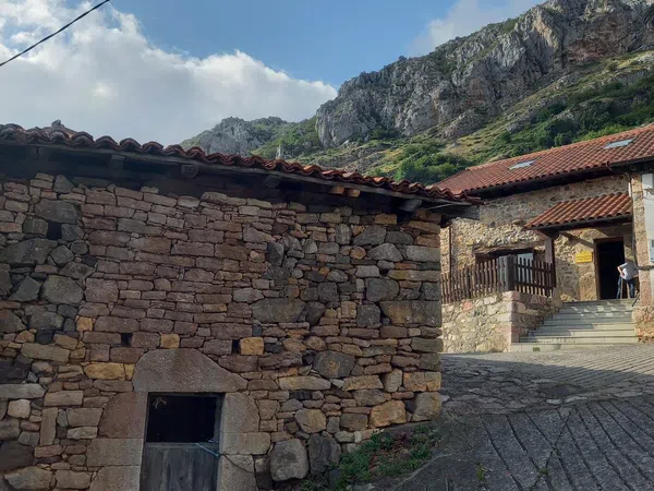 Casa rural en Villa de Sub s/n - Foto 2