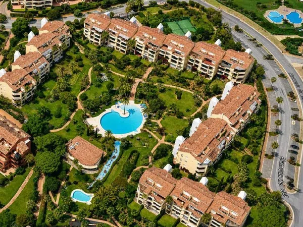 Piso en Alameda de las Brisas, 6, Bahía de Marbella - Foto 1