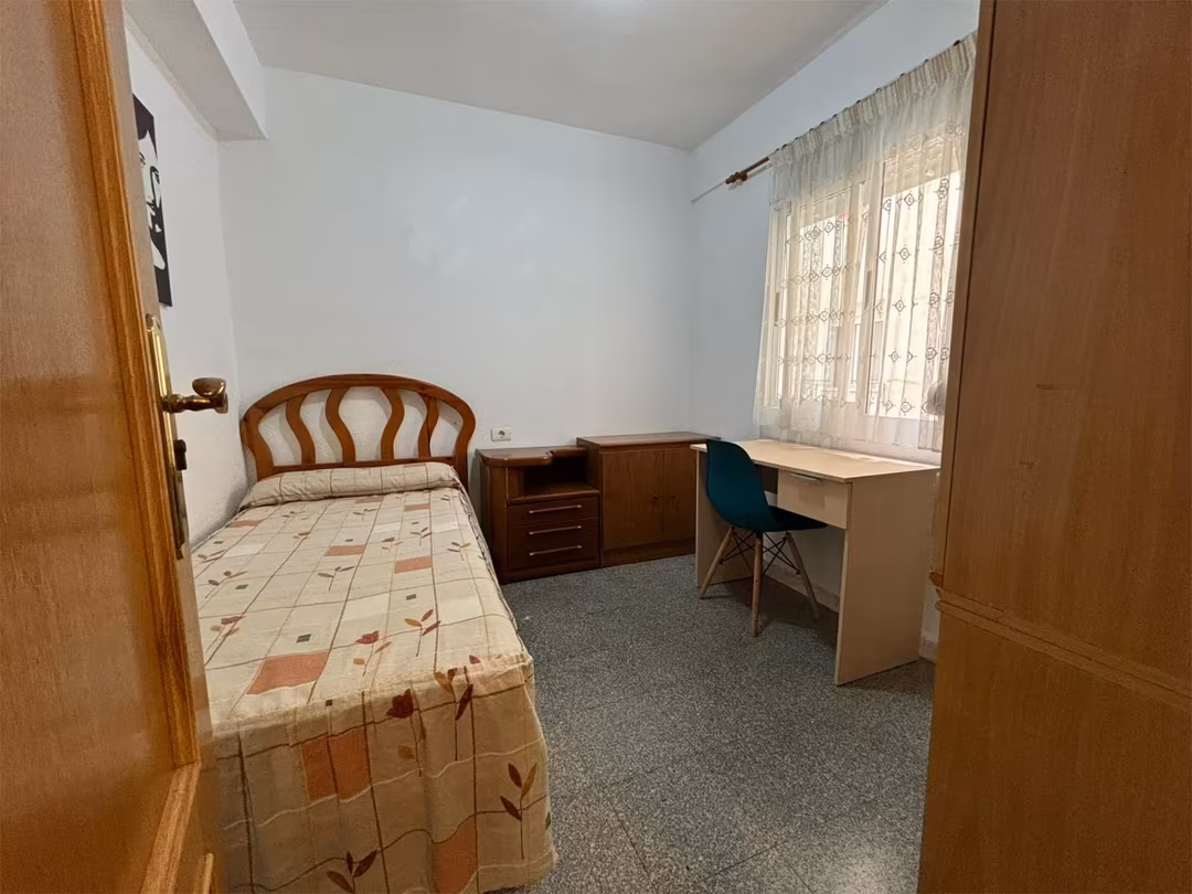 Piso en  Carrer de Rodríguez de Cepeda 31 - Foto 4