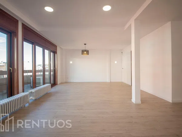 Piso en calle de Calvet - Foto 2