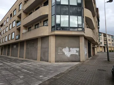 Planta baja en  Rúa Emilia Pardo Bazán 71 - Foto 1
